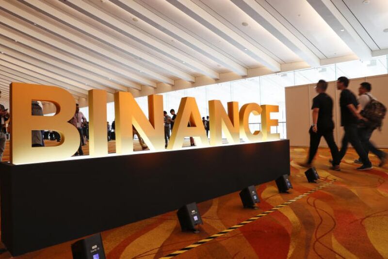 Binance intensificó sus operaciones en Singapur tras aprobación de licencia operativa.