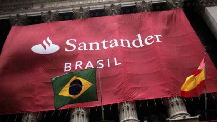 Brasileros podrán comerciar con Bitcoin en el Banco Santander.