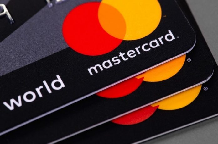 MasterCard refuerza la seguridad criptográfica para los emisores de tarjetas.