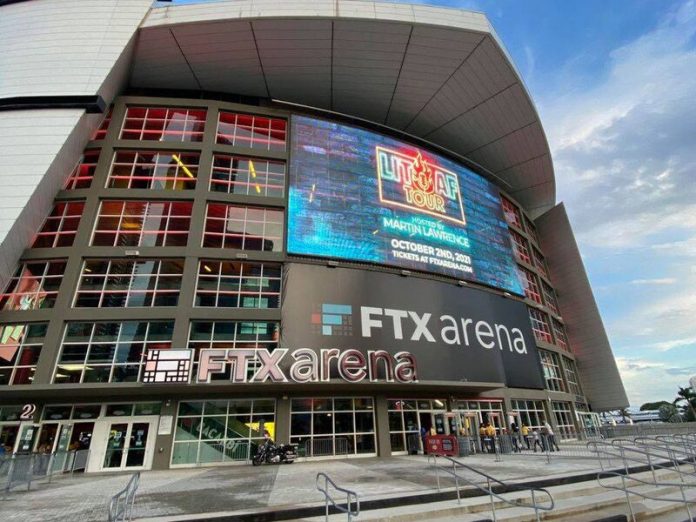 Los Miami Heat cancelan el contrato de patrocinio con FTX.